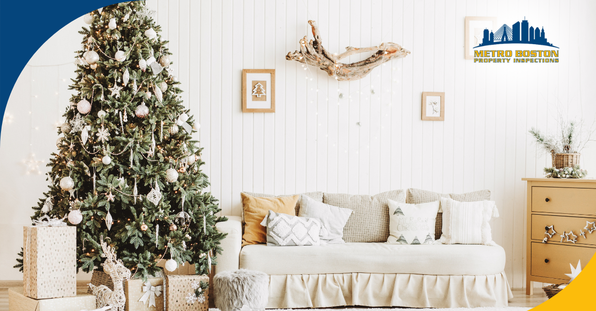 Elegant living room with a decorated Christmas tree and cozy holiday decor.